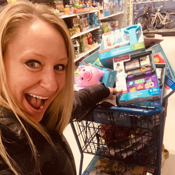 Meet your Posher, Lisa - Picture 2 of 3